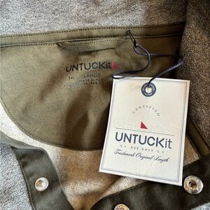 Men’s quarter zip. New with tags. Never worn